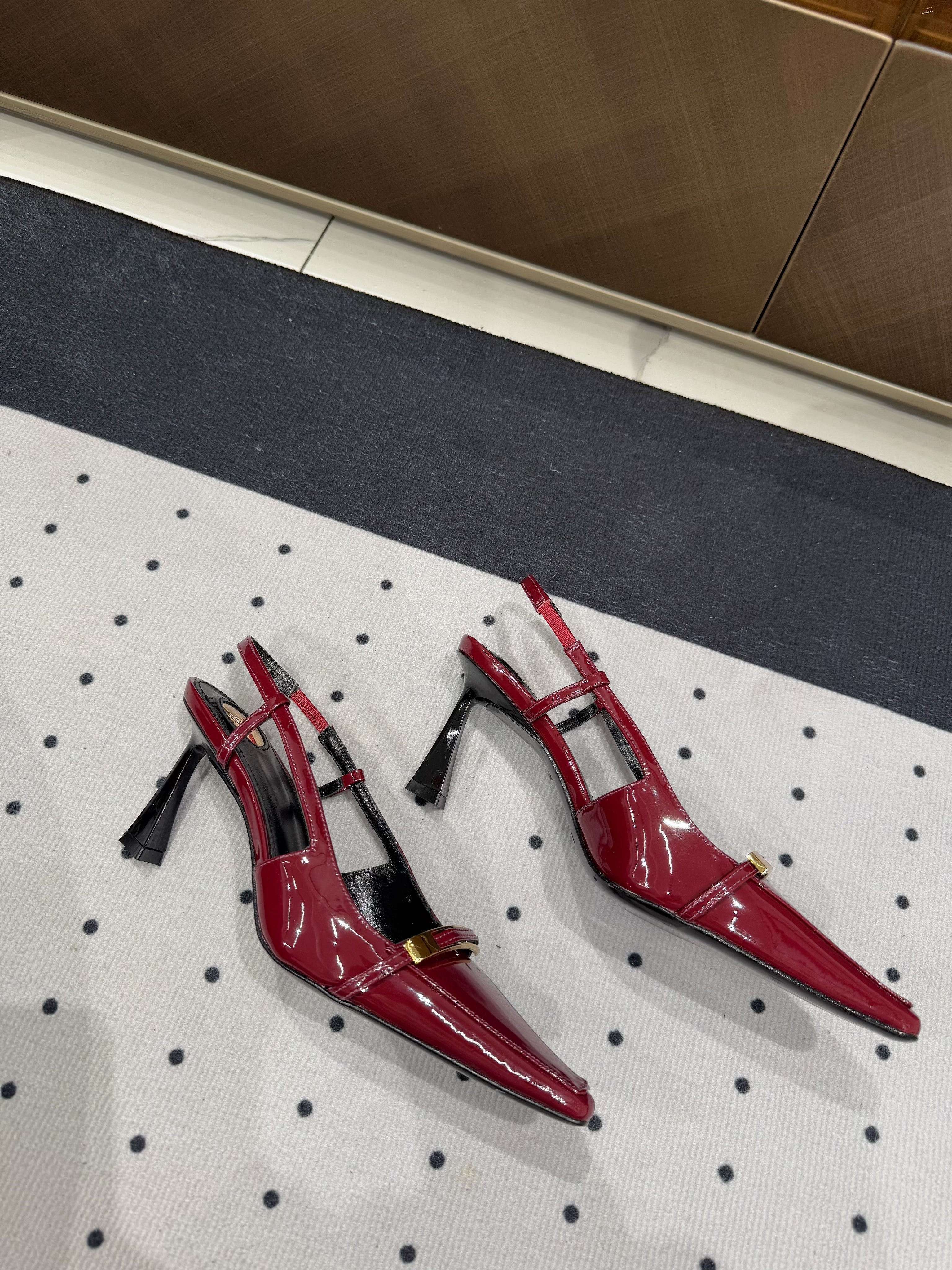 YSL 26S HEELED SLINGBACKS 75 MM IN DARK RED GLOSSY CALFSKIN