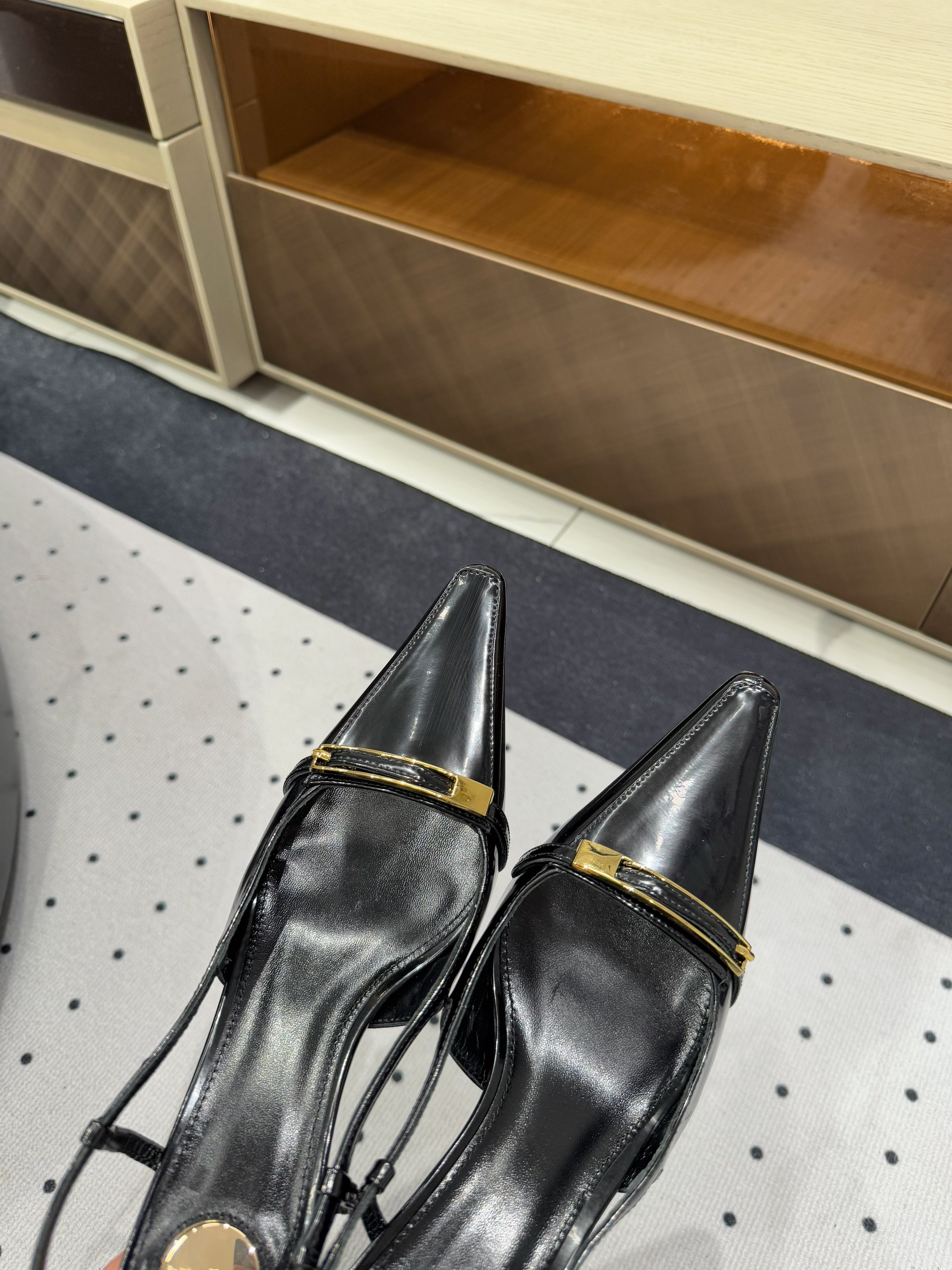 YSL 26S HEELED SLINGBACKS 75 MM IN BLACK PATENT CALFSKIN