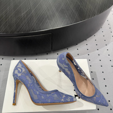 GIANVITO ROSSI 26S HIGH HEELS 105 MM IN PERIWINKLE BLUE LACE FABRIC
