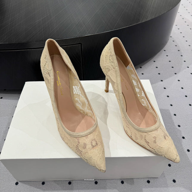 GIANVITO ROSSI 26S HIGH HEELS 105 MM IN BEIGE LACE FABRIC