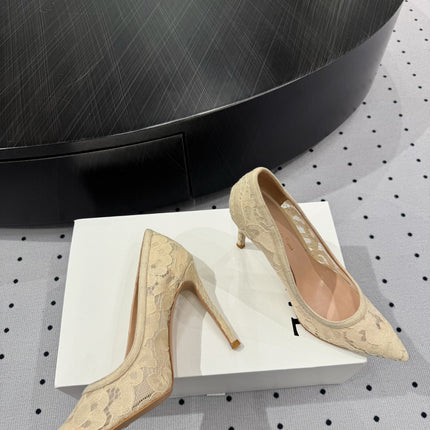 GIANVITO ROSSI 26S HIGH HEELS 105 MM IN BEIGE LACE FABRIC