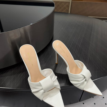 GIANVITO ROSSI 26S KNOTTED STRAP SANDALS 105 MM IN WHITE LAMBSKIN