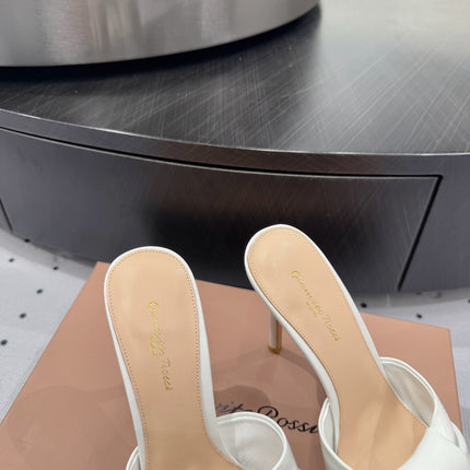 GIANVITO ROSSI 26S KNOTTED STRAP SANDALS 105 MM IN WHITE LAMBSKIN