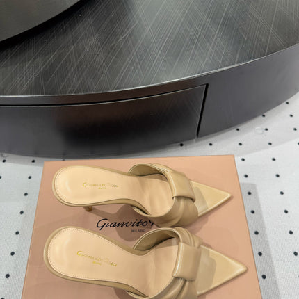 GIANVITO ROSSI 26S KNOTTED STRAP SANDALS 105 MM IN BEIGE LAMBSKIN