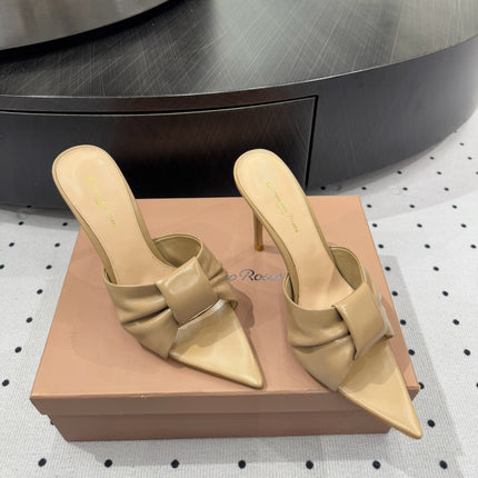 GIANVITO ROSSI 26S KNOTTED STRAP SANDALS 105 MM IN BEIGE LAMBSKIN