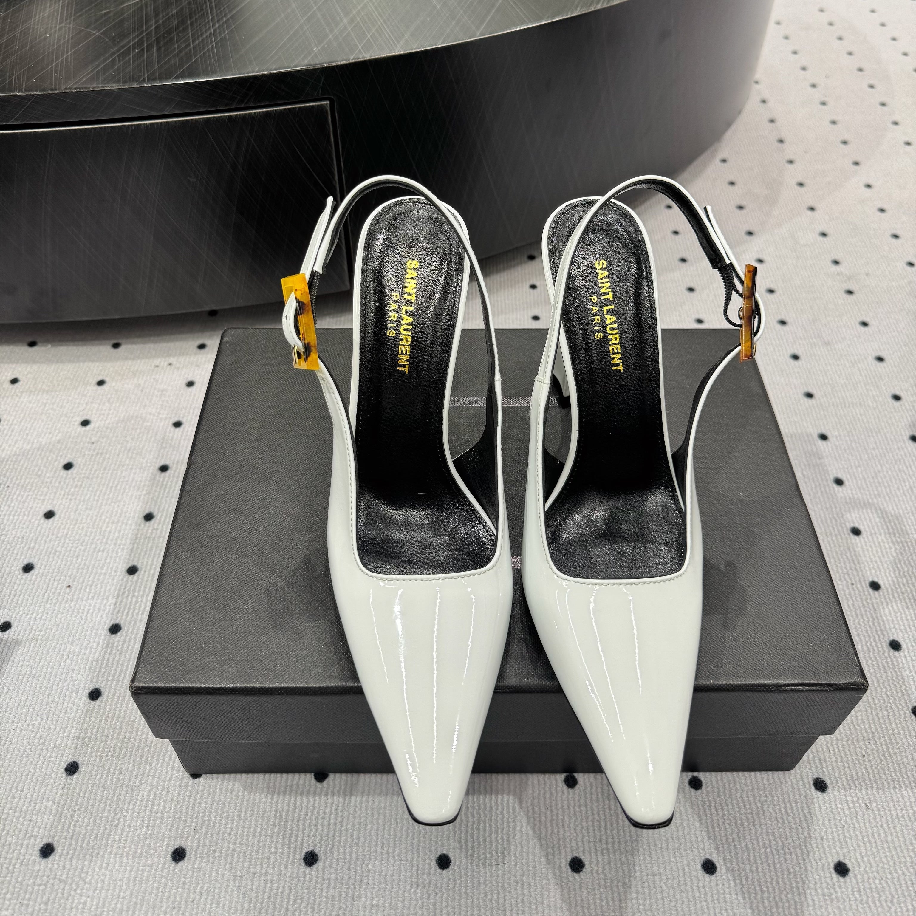 YSL 26S SLINGBACK HEELS 105 MM IN WHITE GLOSSY CALFSKIN WITH BUCKLE CLOSURE