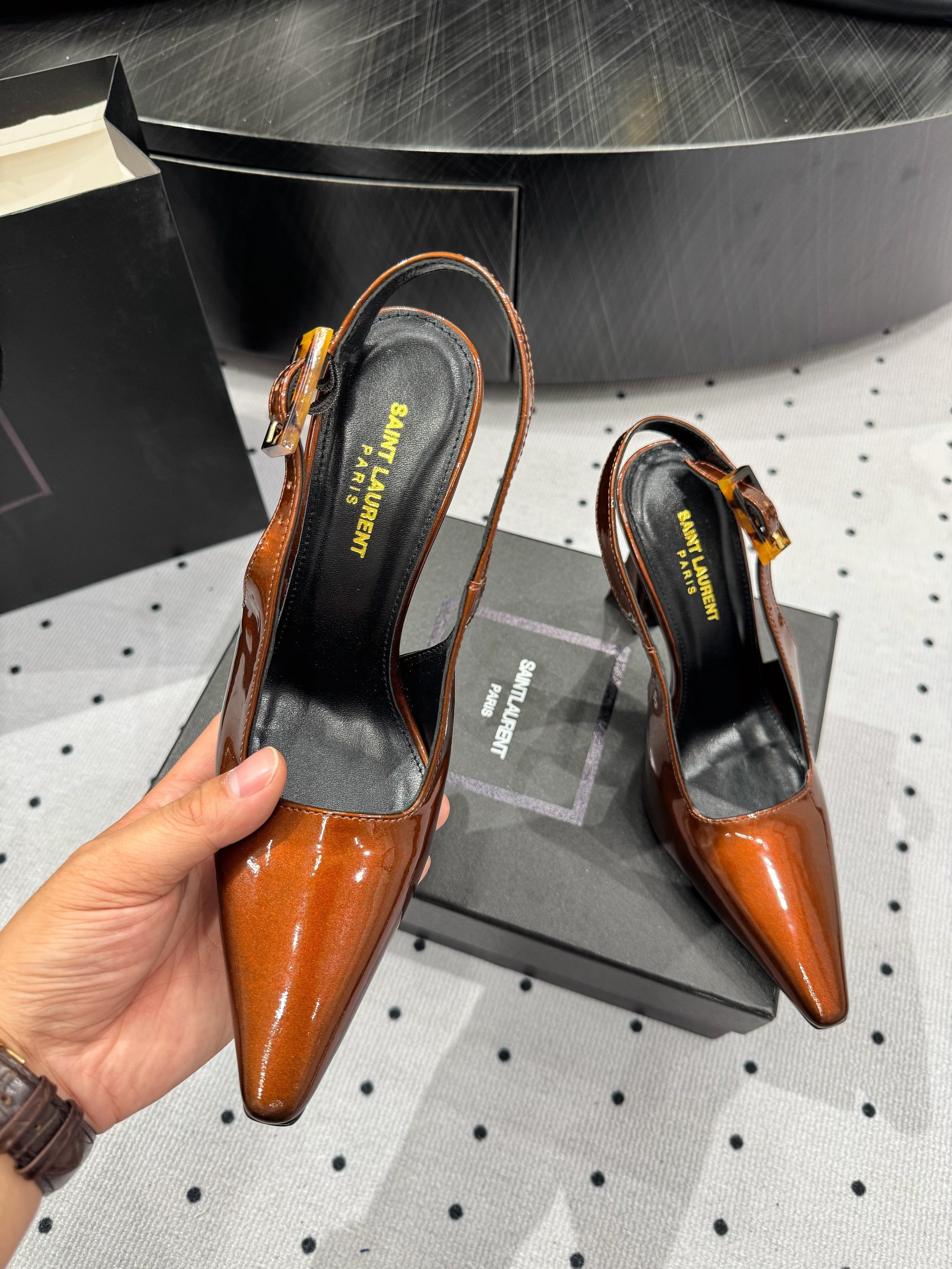 YSL 26S SLINGBACK HEELS 105 MM IN DARK ORANGE GLOSSY CALFSKIN WITH BUCKLE CLOSURE