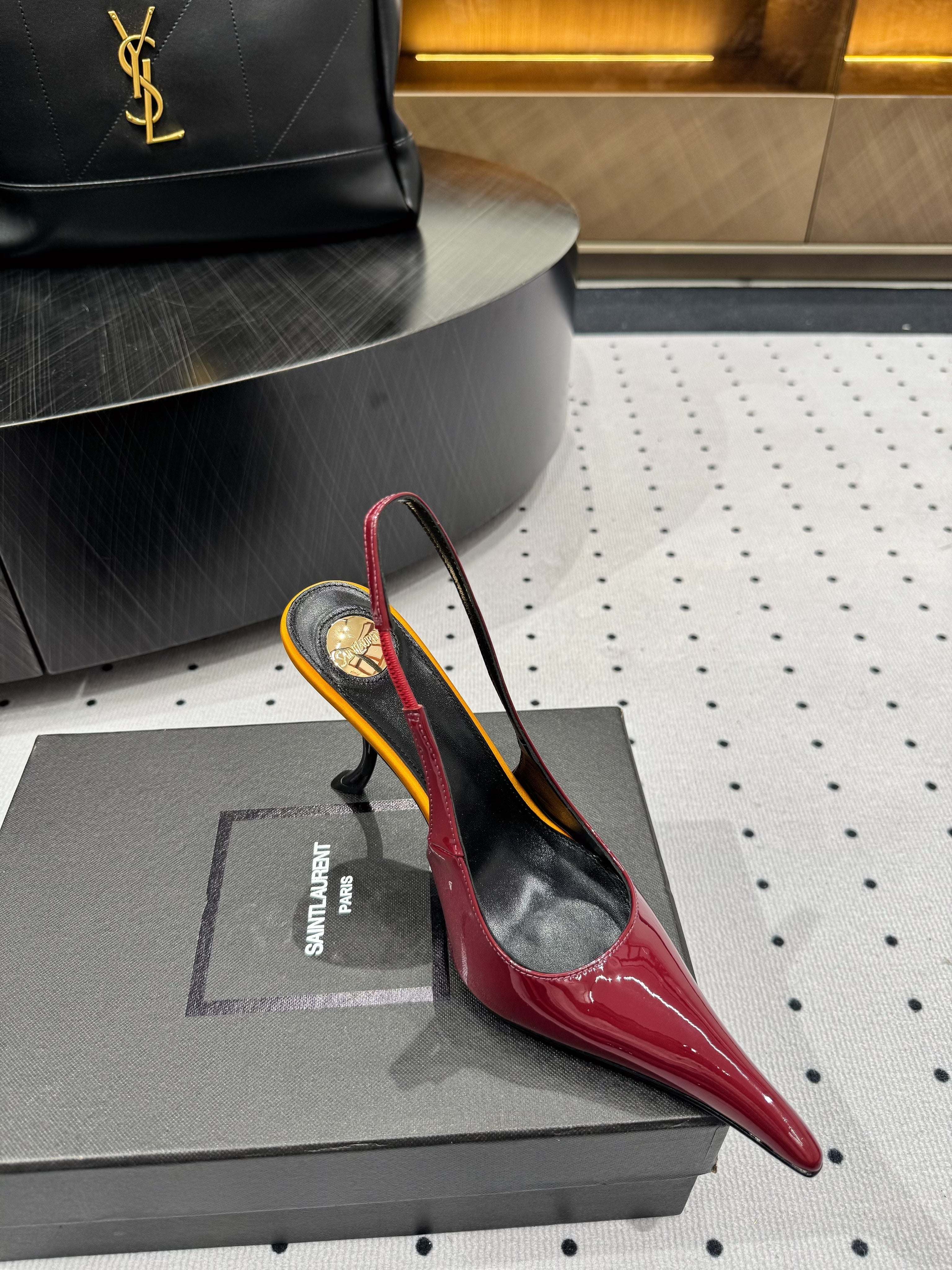 YSL 26S POINTED-TOE SLINGBACK HEELS 105 MM IN DARK RED AND ORANGE PATENT CALFSKIN