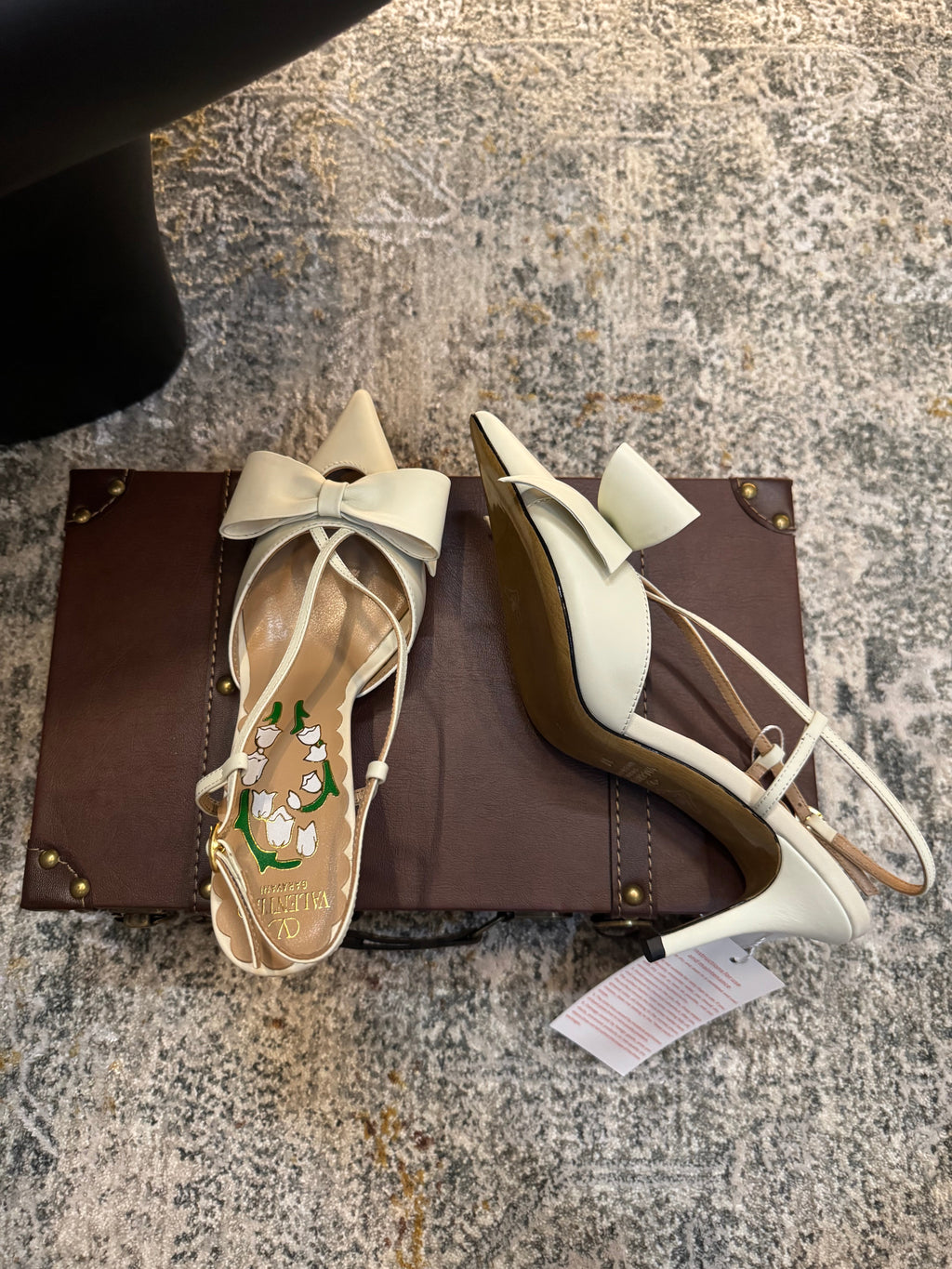 VLTN HIGH HEEL 25S 80 MM IN WHITE CALFSKIN WITH BOW