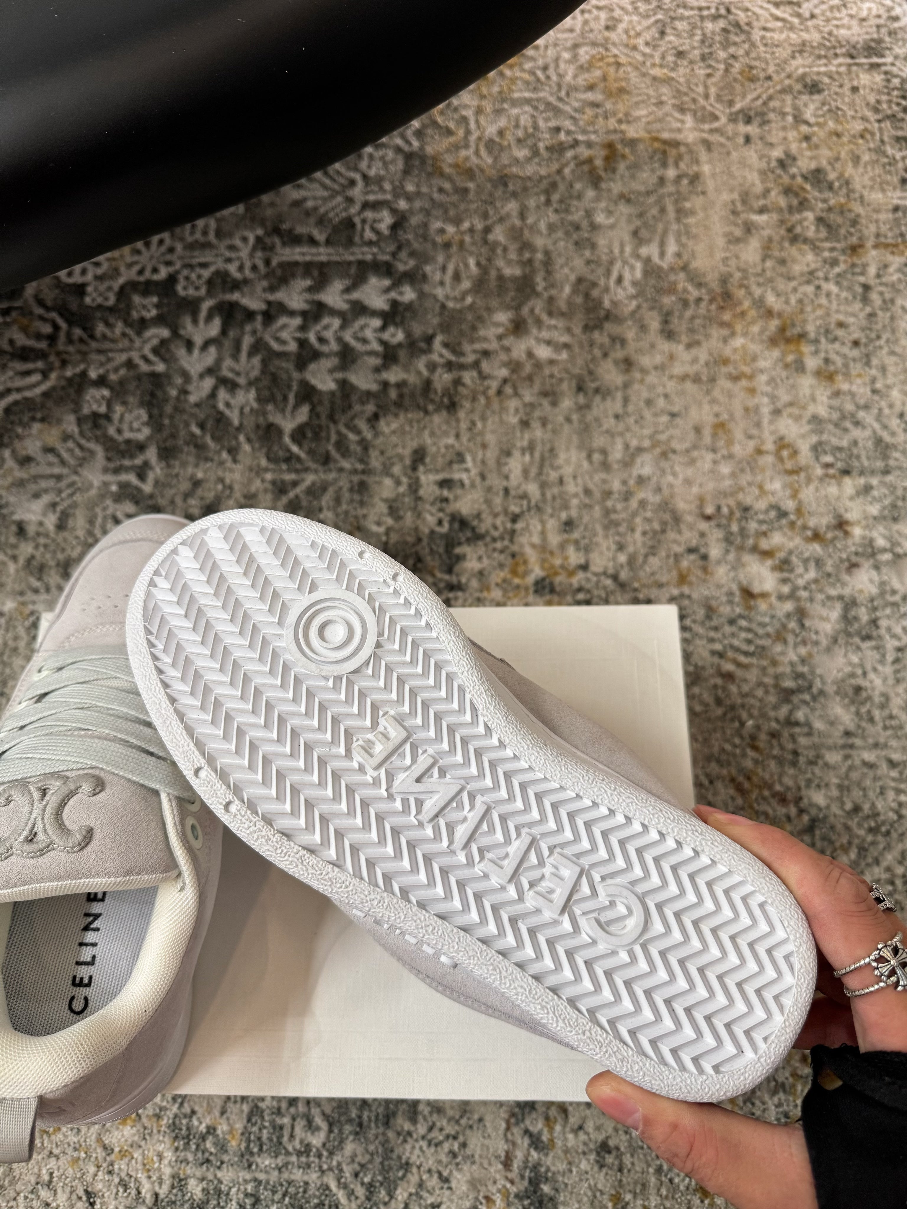 CELINE 26S SNEAKER IN LIGHT GREY SUEDE