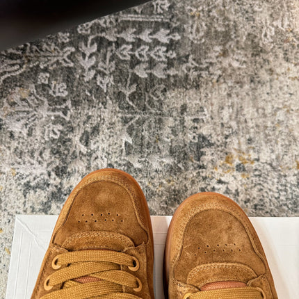 CELINE 26S SNEAKER IN BROWN SUEDE