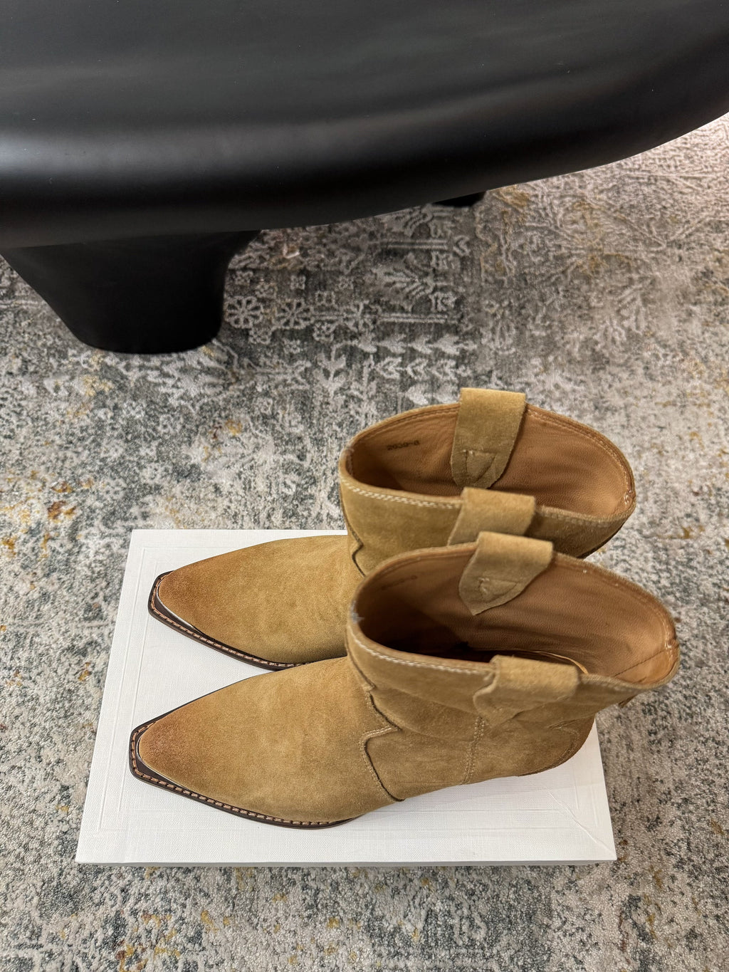 CELINE 26S ANKLE BOOTS 55 MM IN CAMEL BROWN SUEDE