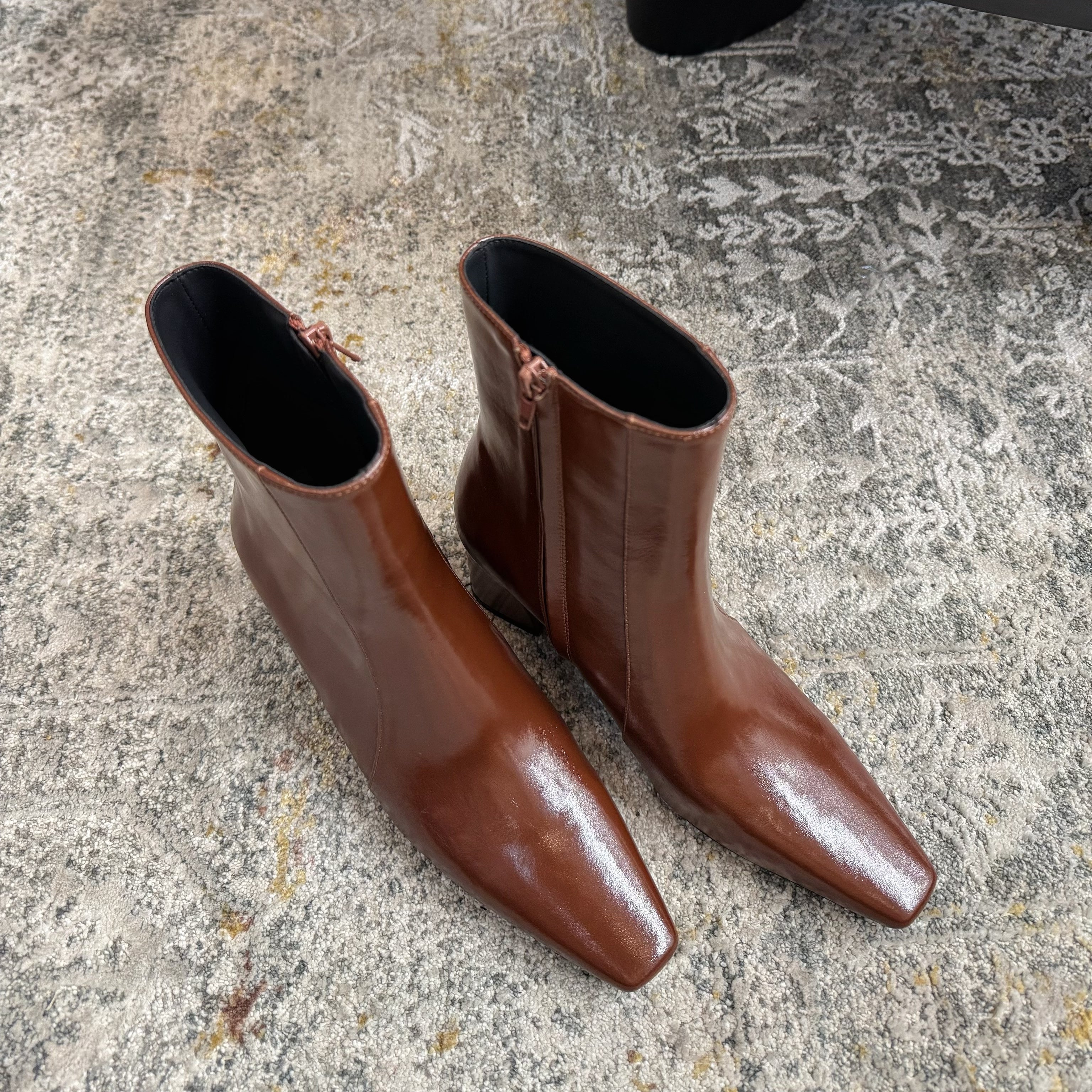YSL 26S ANKLE BOOTS 70 MM IN BROWN SHINY CALFSKIN