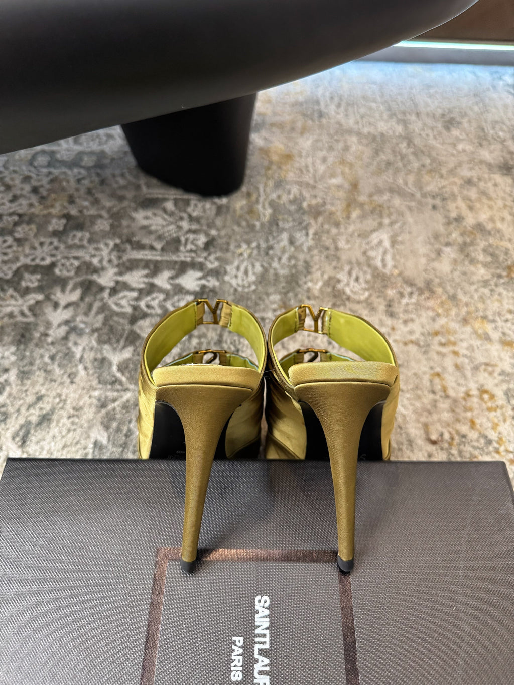 YSL 26S HEELED SANDALS 100 MM IN OLIVE GREEN FABRIC