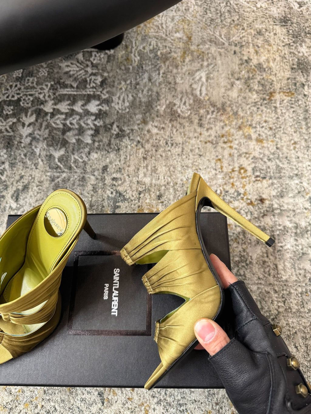 YSL 26S HEELED SANDALS 100 MM IN OLIVE GREEN FABRIC