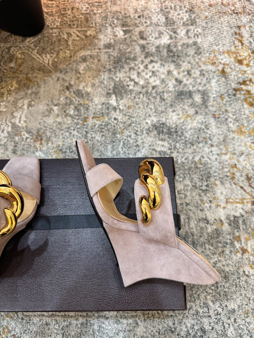 ALAIA 26S DOUBLE STRAP WEDGE SANDALS 110 MM IN BEIGE SUEDE WITH GOLD HARDWARE