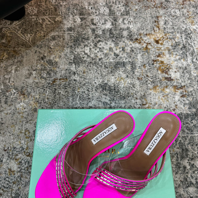AQUAZZURA 26S CRYSTAL MULES 90 MM IN DARK PINK SATIN