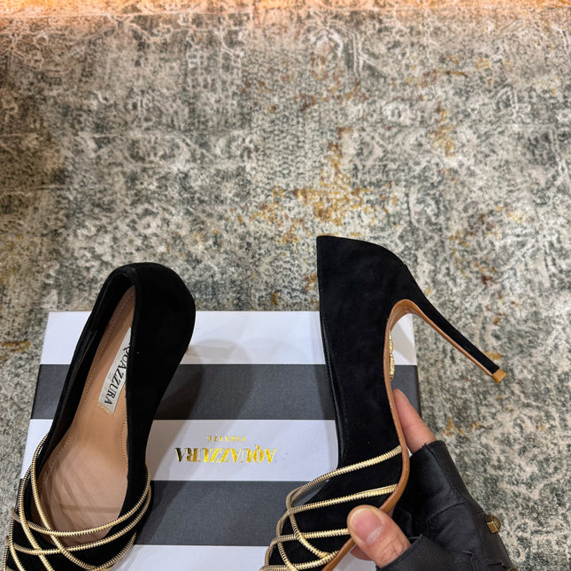 AQUAZZURA 26S BELGRAVIA PUMPS 100 MM IN GOLD AND BLACK SUEDE