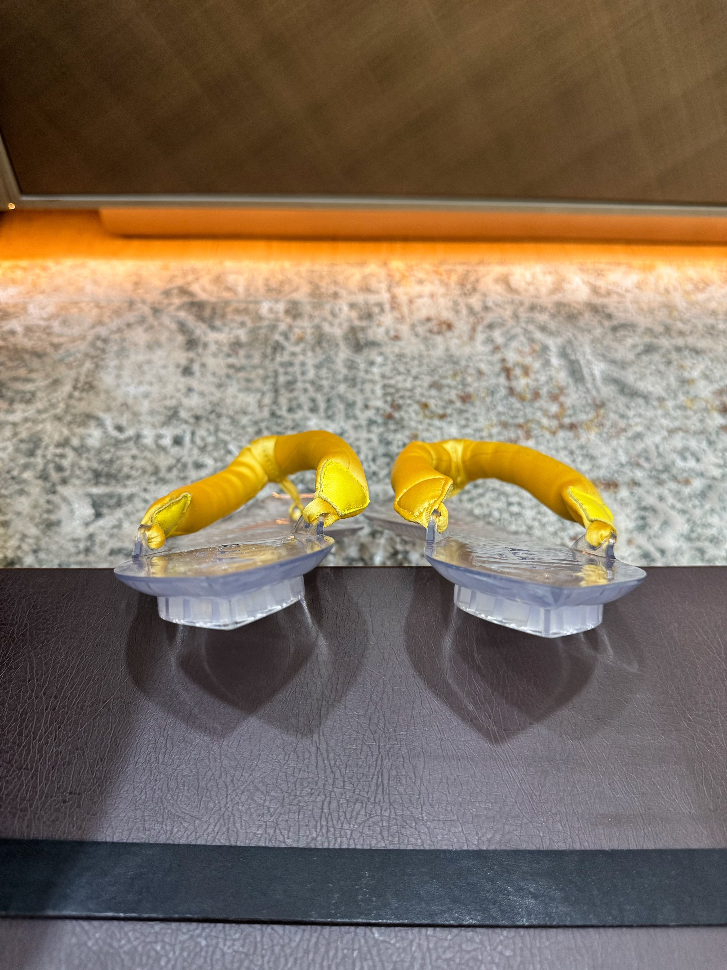 ALAIA 26S THONG SANDALS IN YELLOW SATIN AND TRANSPARENT PVC