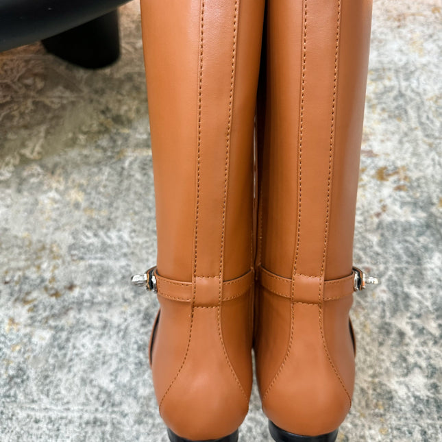 HM 26S FLAT KNEE-HIGH BOOTS IN COGNAC BROWN CALFSKIN 