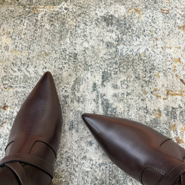 HM 26S FLAT KNEE-HIGH BOOTS IN DARK BROWN CALFSKIN