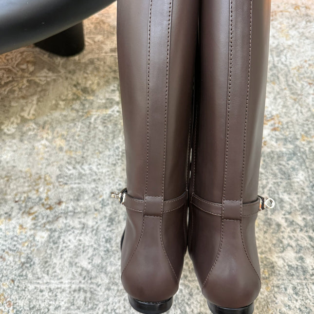 HM 26S FLAT KNEE-HIGH BOOTS IN DARK BROWN CALFSKIN