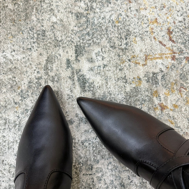 HM 26S FLAT KNEE-HIGH BOOTS IN BLACK CALFSKIN