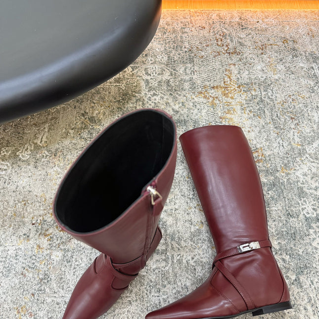 HM 26S FLAT KNEE-HIGH BOOTS IN WINE RED CALFSKIN