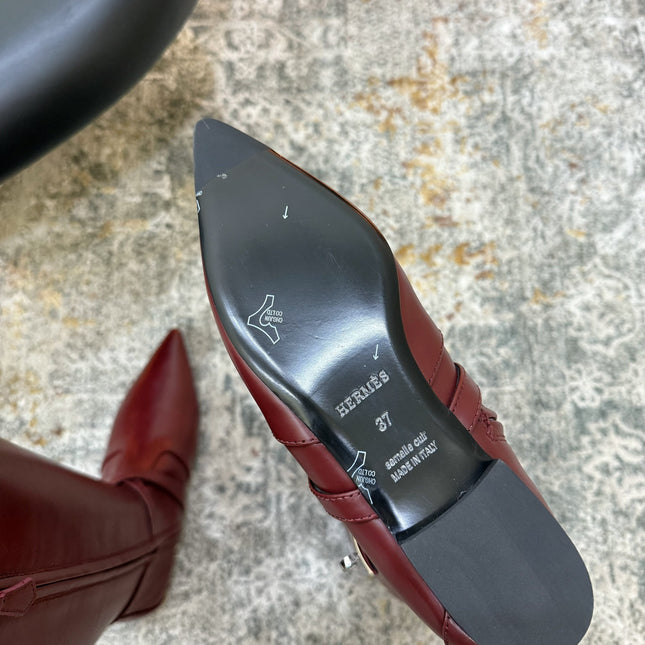 HM 26S FLAT KNEE-HIGH BOOTS IN WINE RED CALFSKIN