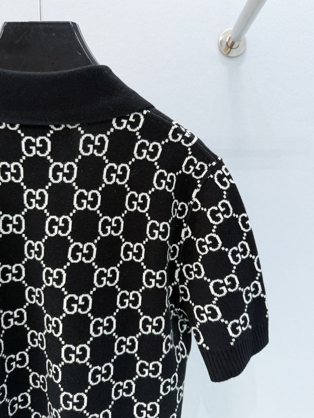 GUCCI 26S SHORT-SLEEVE KNIT POLO SHIRT 248