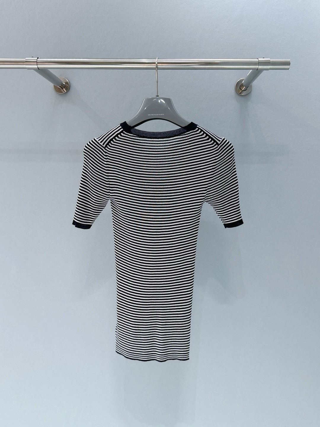 PRADA 26S SHORT SLEEVED KNIT T-SHIRT 811