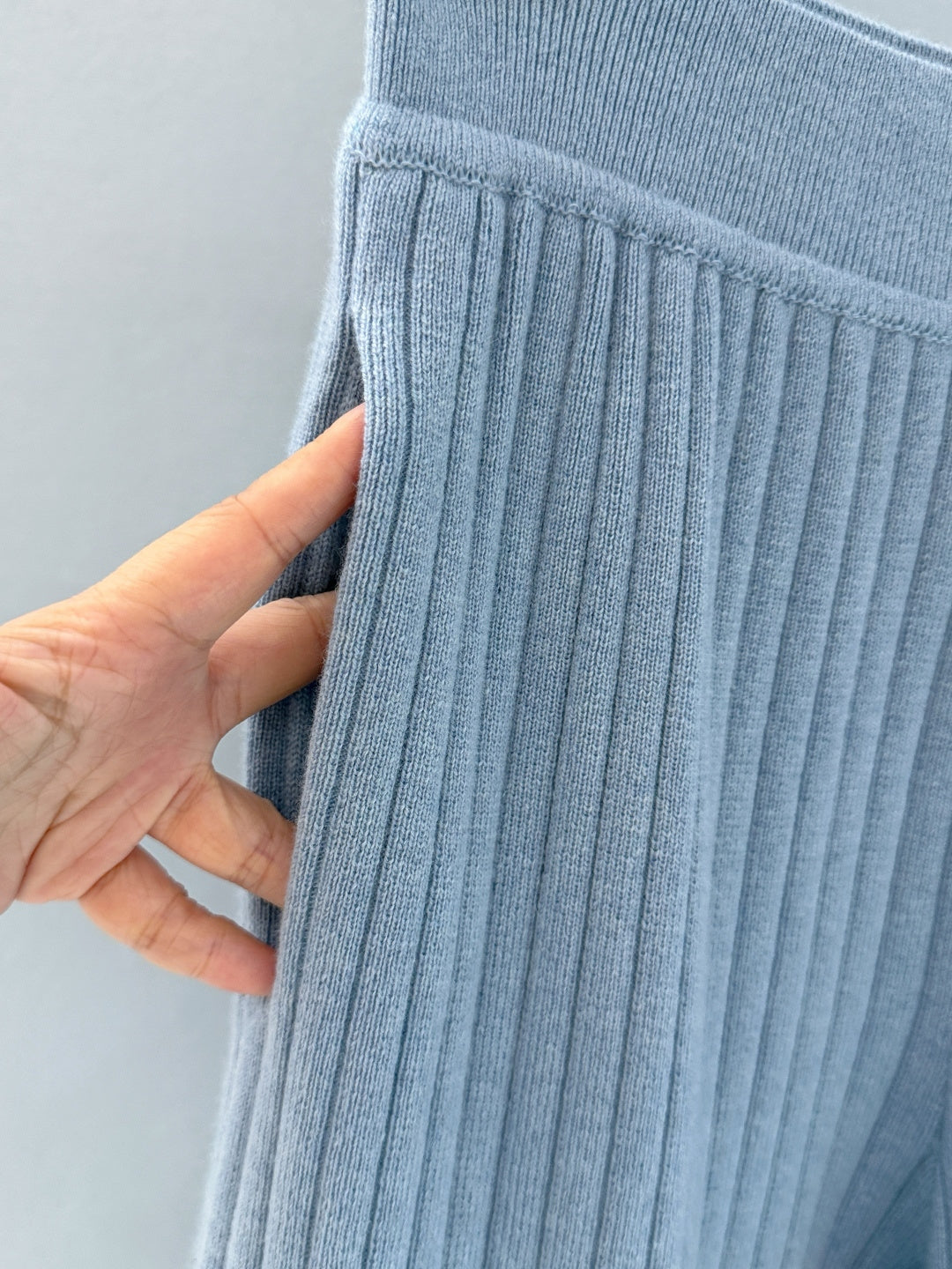 LORO PIANA 26S KNIT PANTS 688