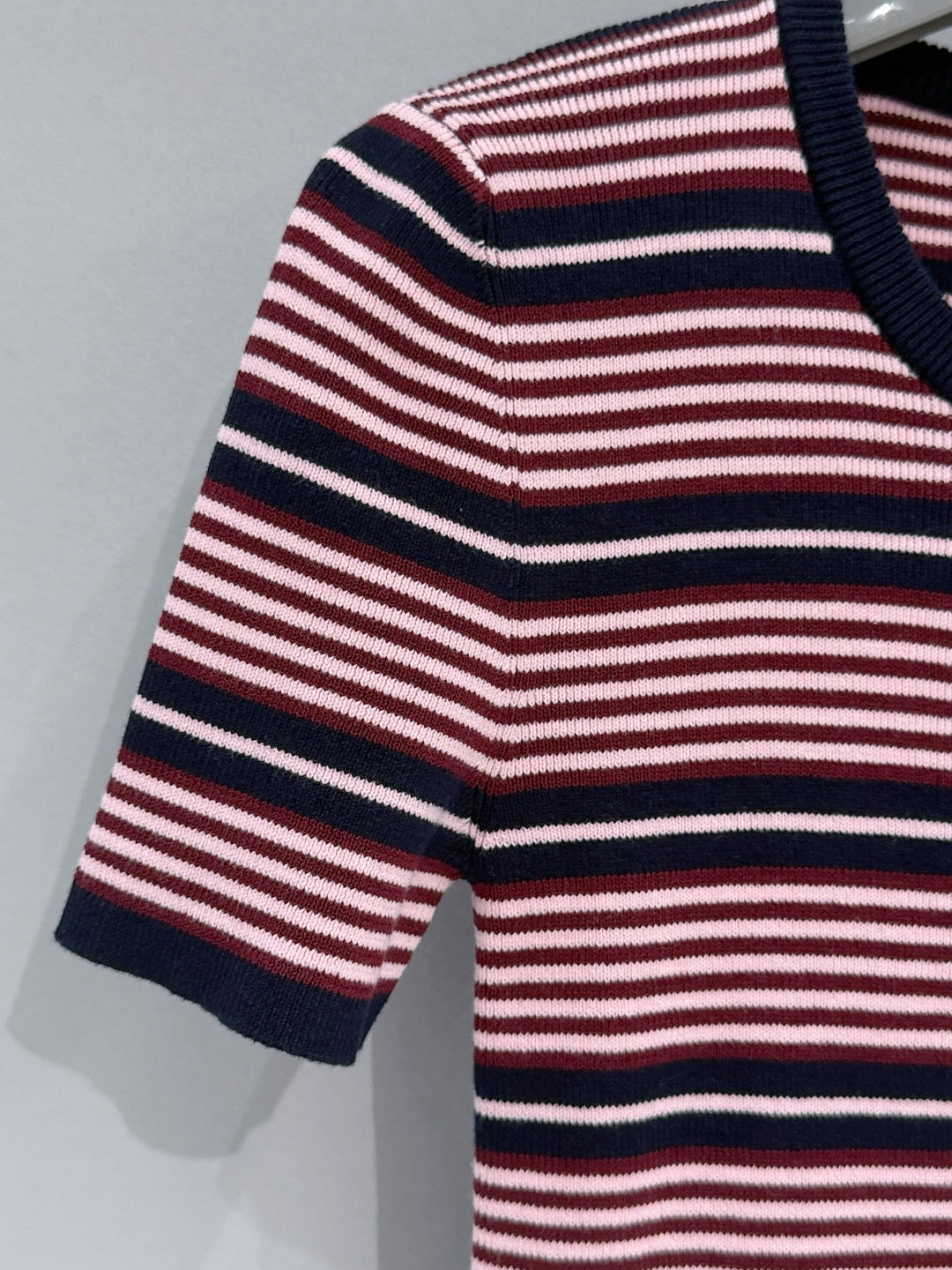 PRADA 26S SHORT-SLEEVED SWEATER STYLE 821