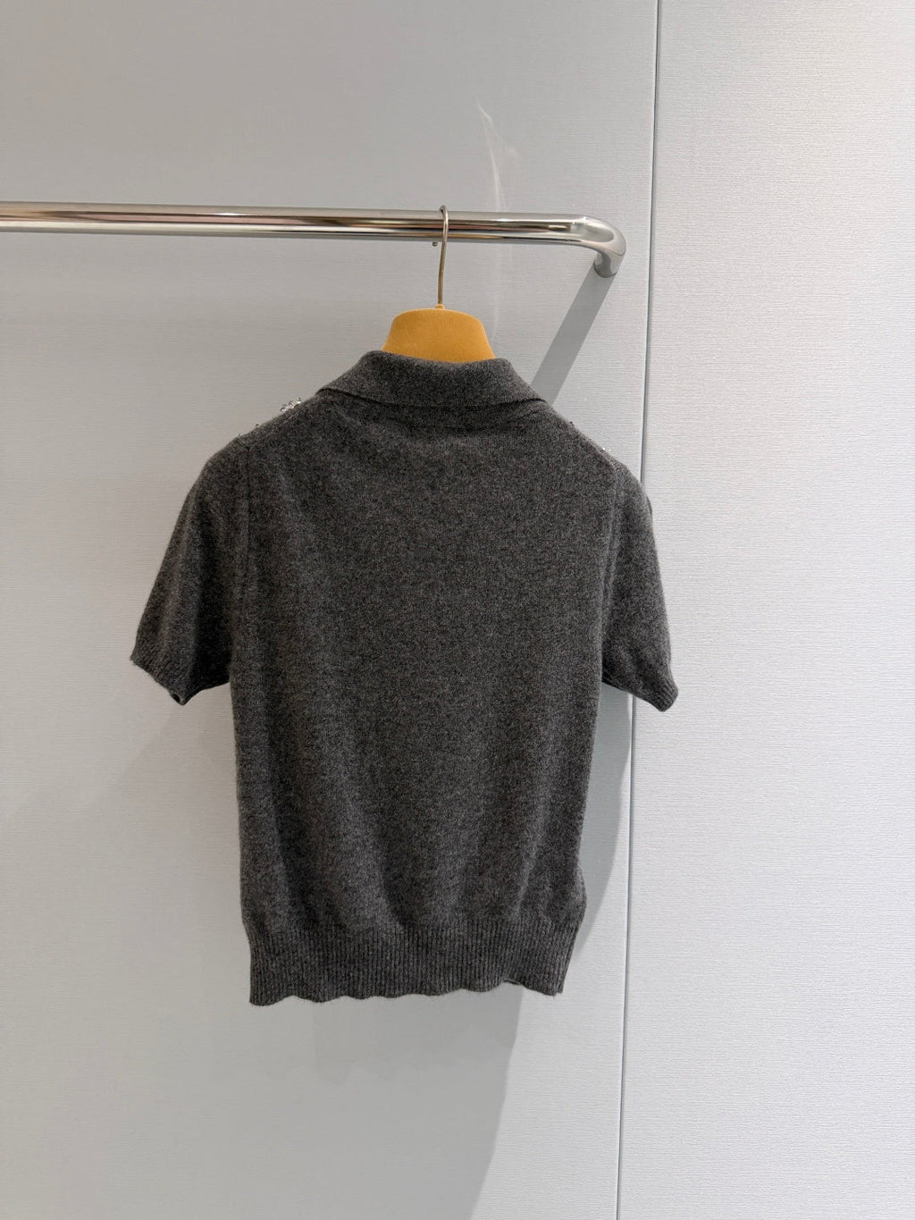 MIUMIU 26S SHORT-SLEEVED KNIT POLO SHIRT STYLE 1061