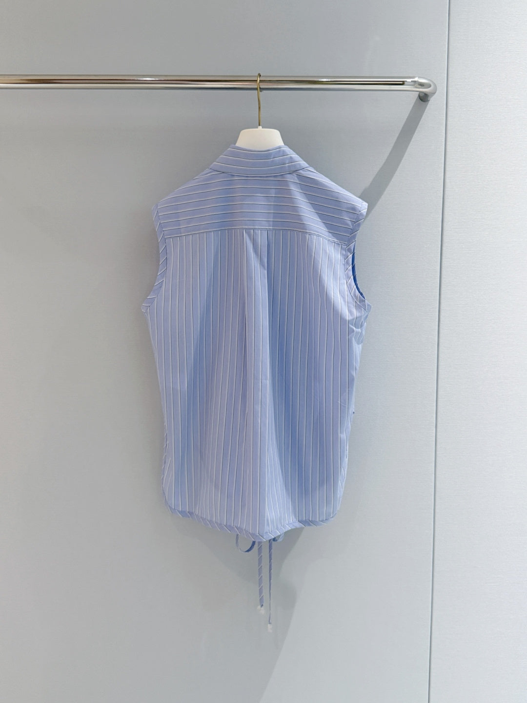 LOEWE 26S SLEEVELESS SHIRT 426