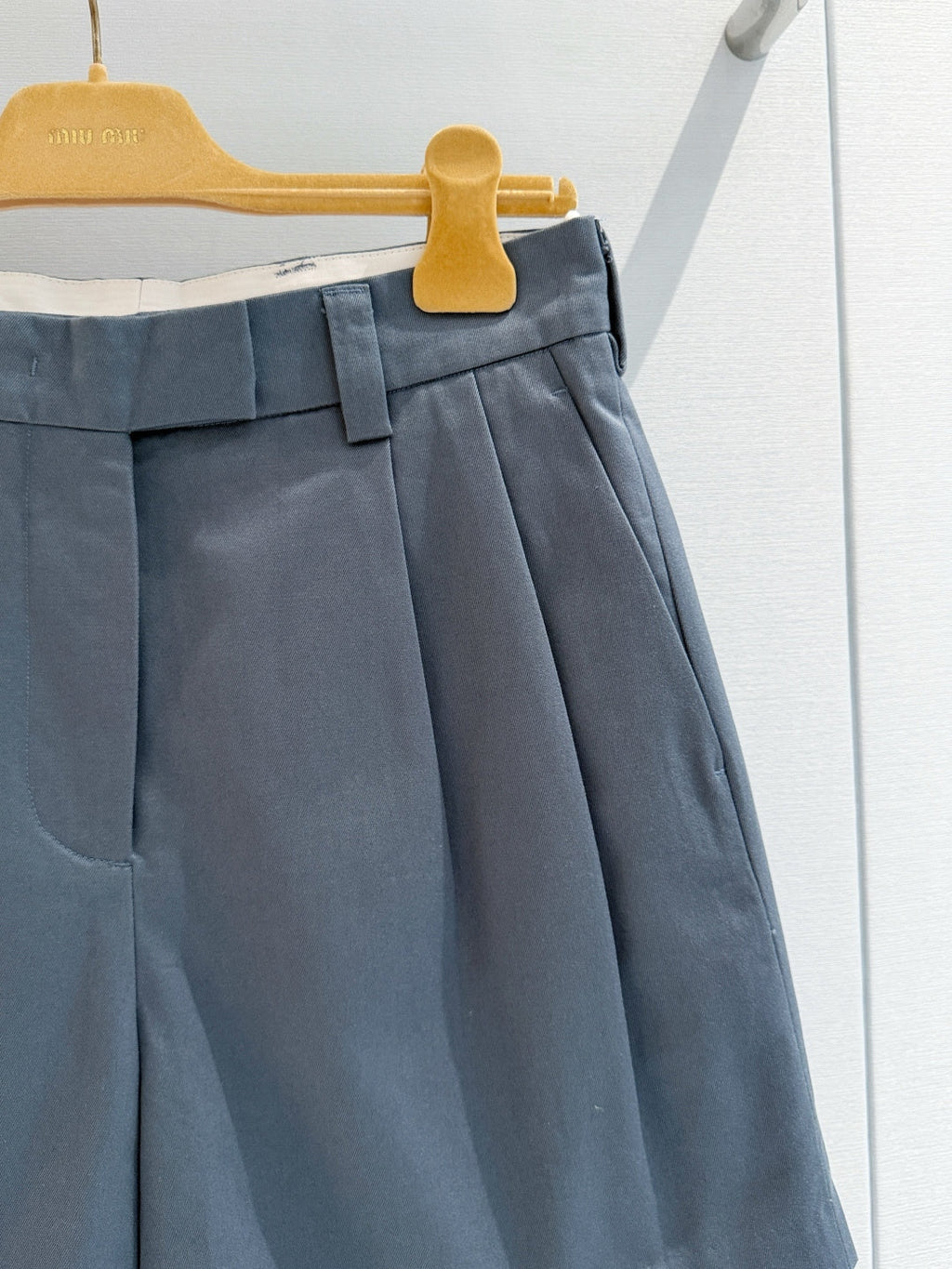 MIUMIU 26S BERMUDA SHORTS 1189
