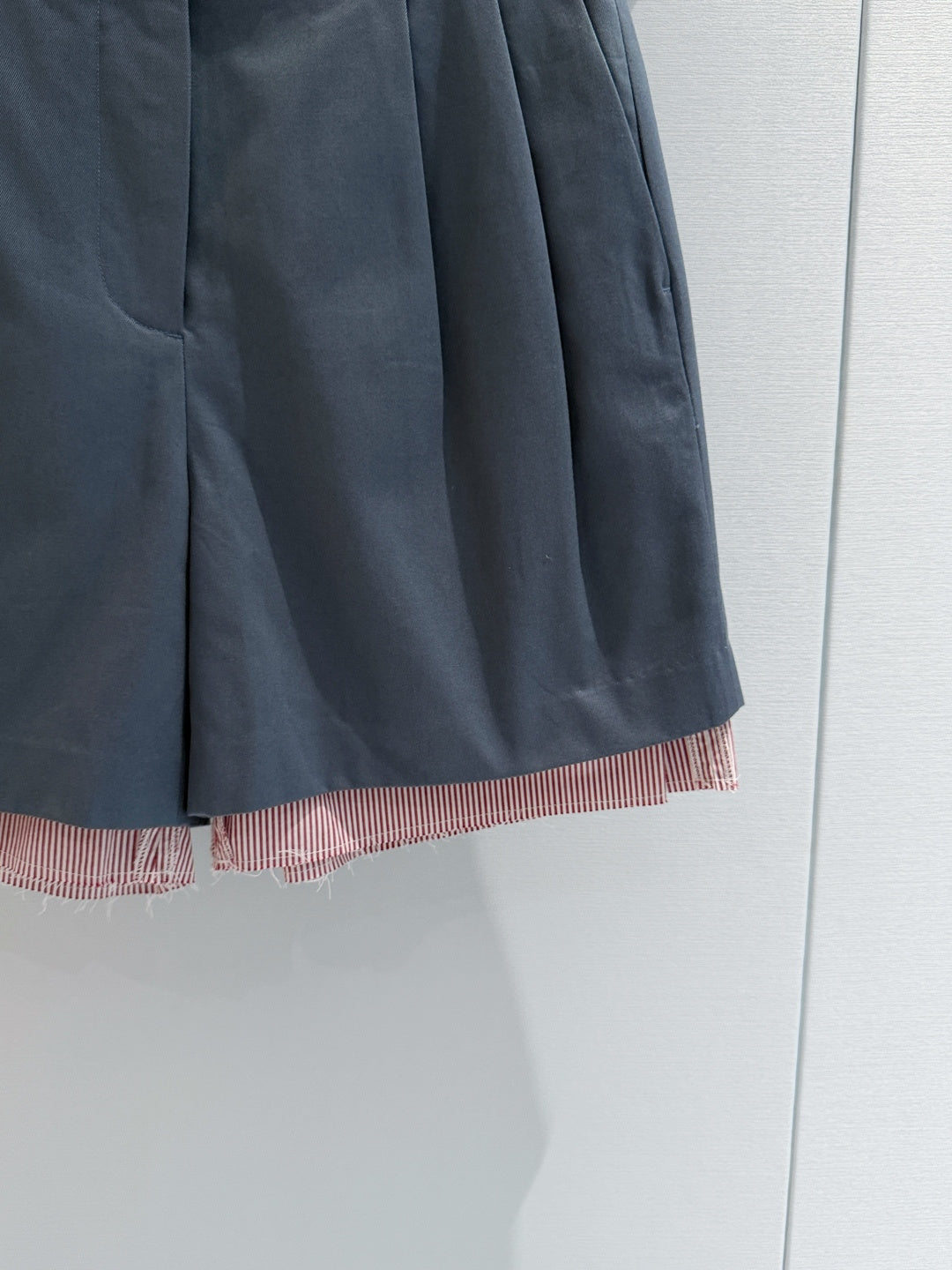 MIUMIU 26S BERMUDA SHORTS 1189