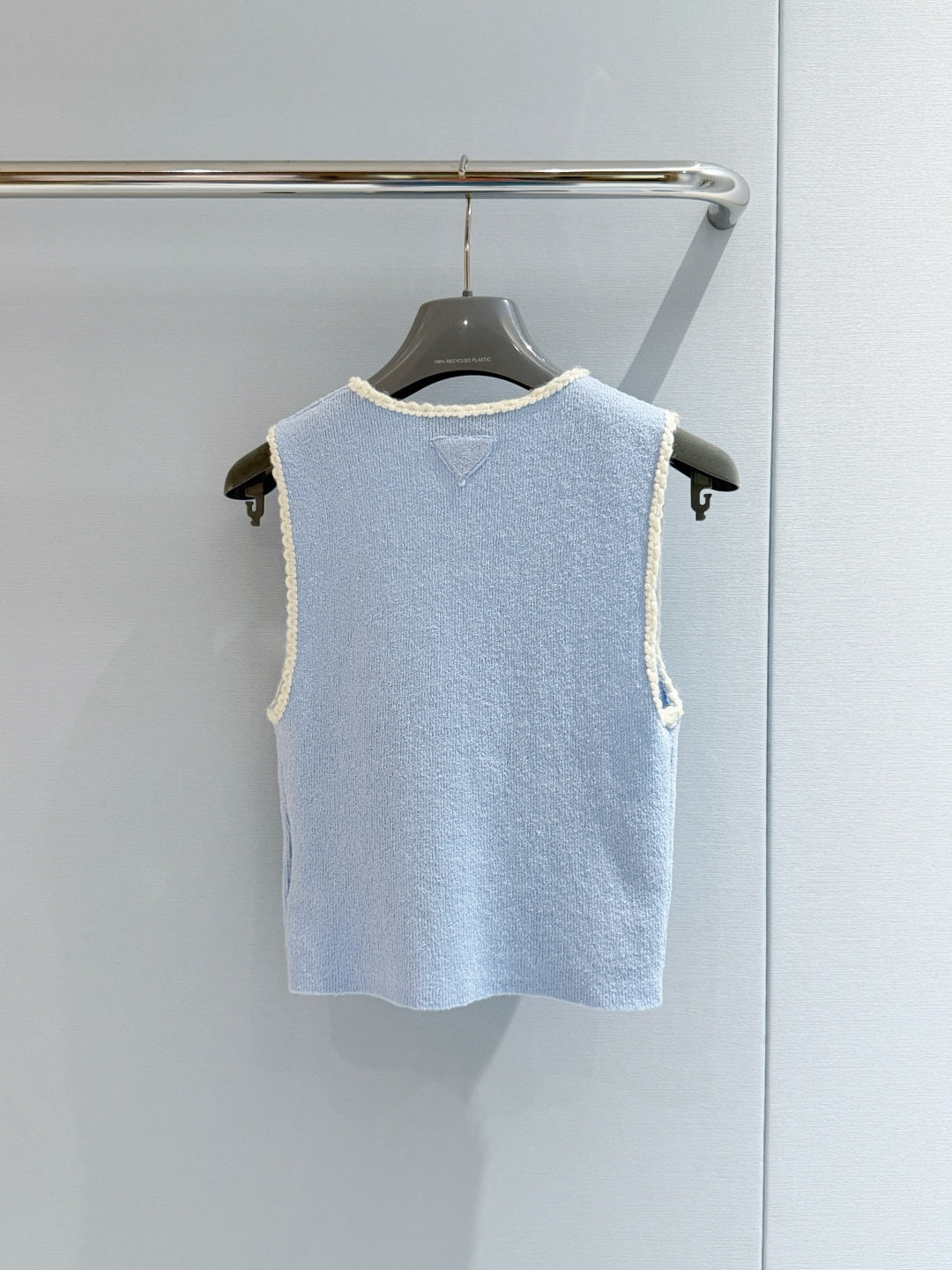PRADA 26S V-NECK KNIT TOP STYLE 966