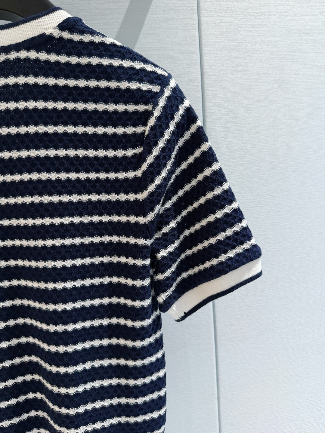 THOM 26S SHORT-SLEEVE KNIT TOP STYLE 198