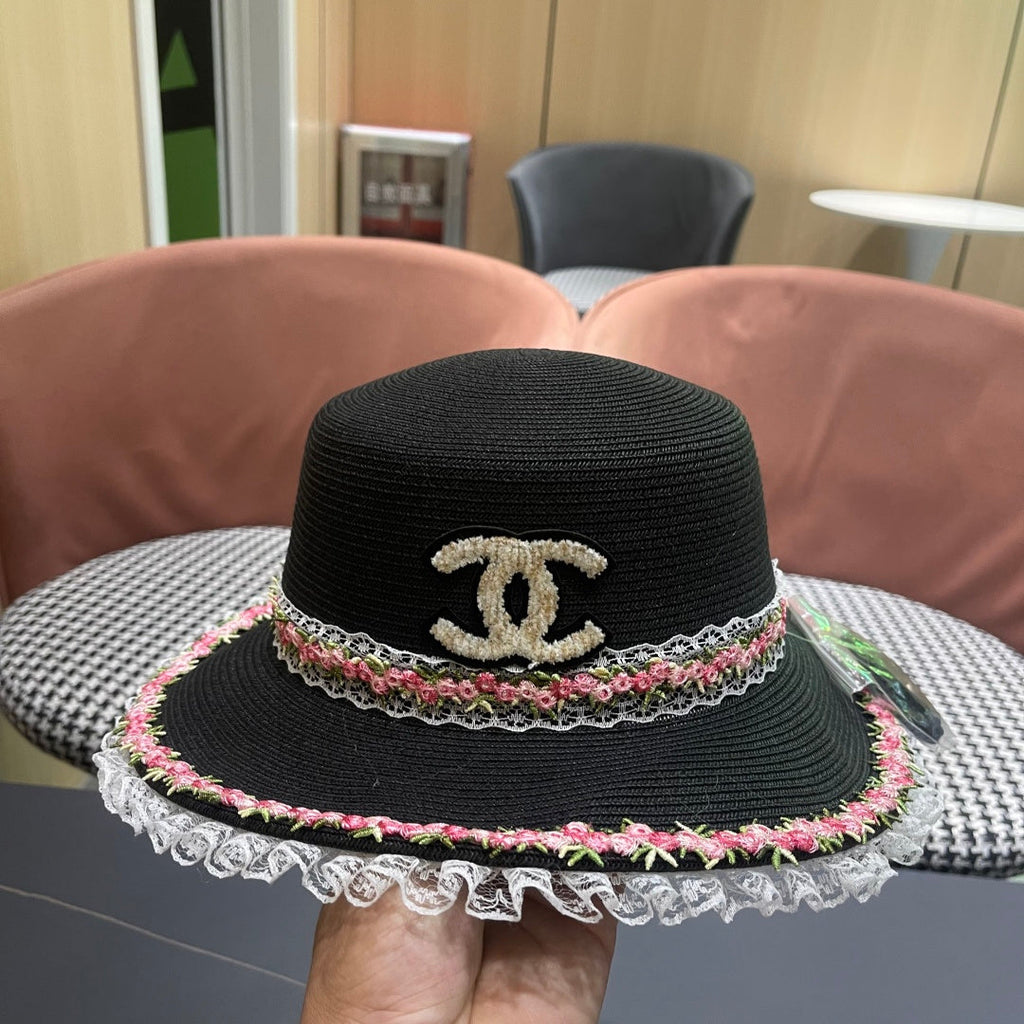 CHANEL 26S LACE & FLORAL TRIM STRAW HAT 337938