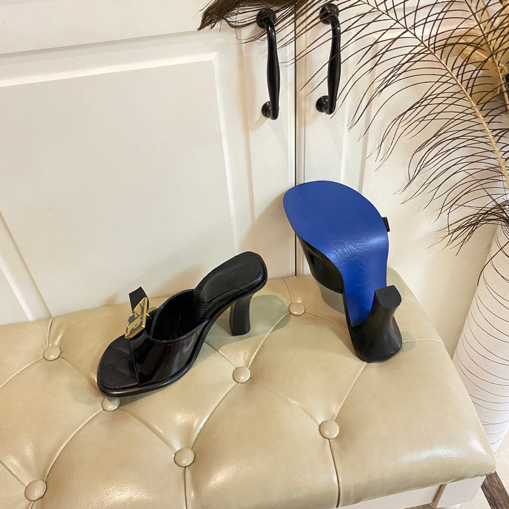 BURBERRY 26S HEELED SANDALS 100 MM IN BLACK CALFSKIN