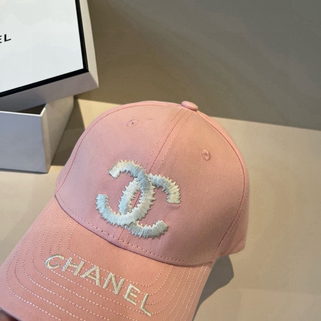 CHANEL 26S BASEBALL CAP EMBROIDERED CC LOGO 337966