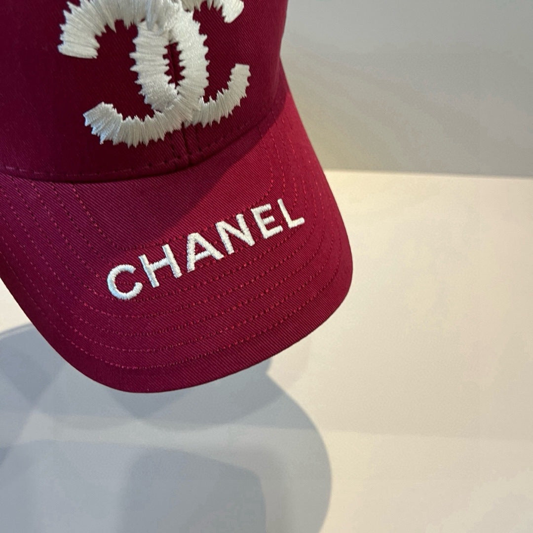 CHANEL 26S BASEBALL CAP EMBROIDERED CC LOGO 337969