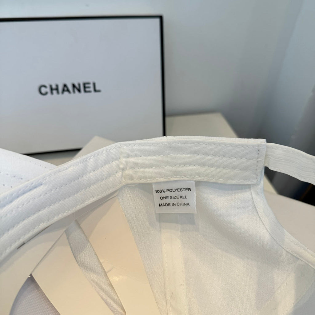 CHANEL 26S BASEBALL CAP 337983