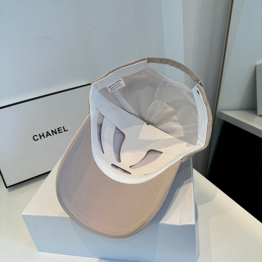 CHANEL 26S BASEBALL CAP 337985