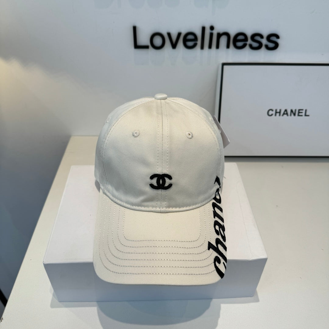 CHANEL 26S BASEBALL CAP 337977