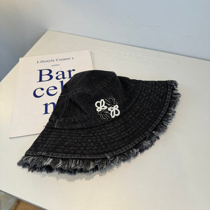 LOEWE 26S DENIM BUCKET HAT STYLE 180