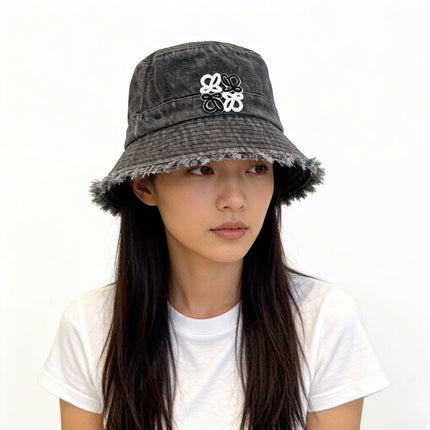 LOEWE 26S DENIM BUCKET HAT STYLE 180