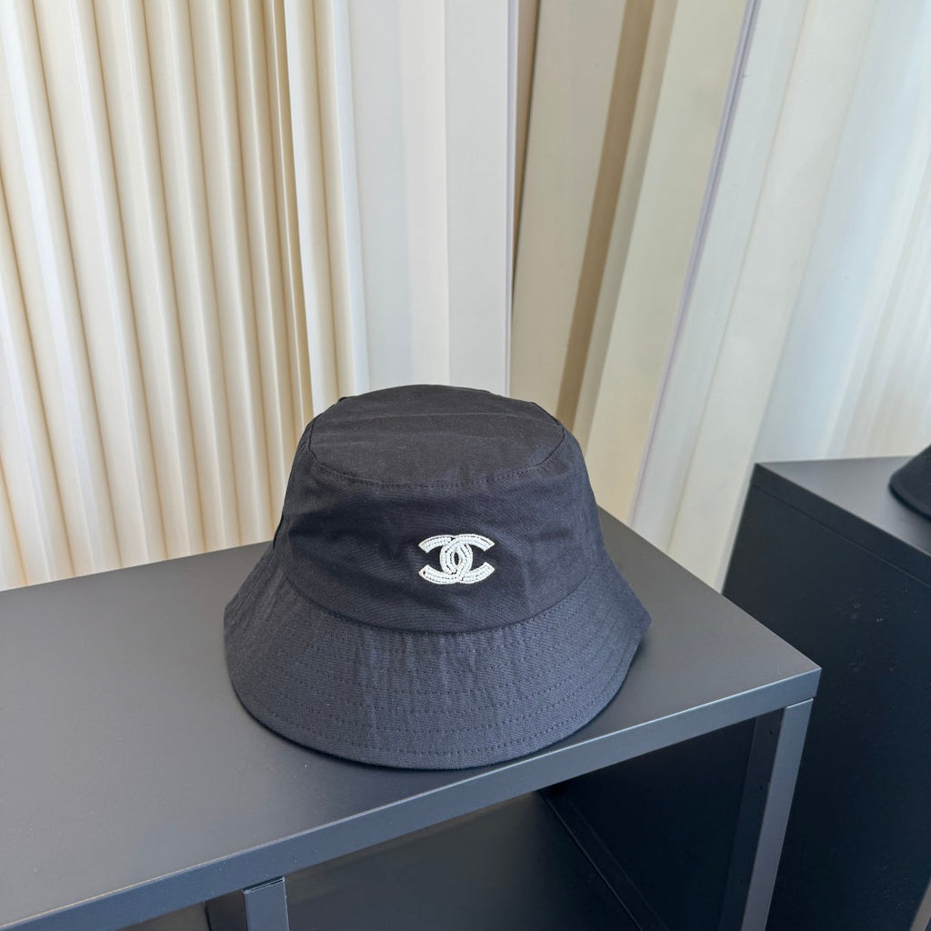 CHANEL 26S EMBROIDERED CC BUCKET HAT 337813