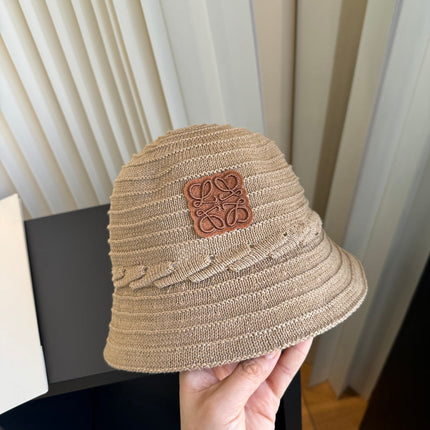 LOEWE 26S CROCHET BUCKET HAT STYLE 063